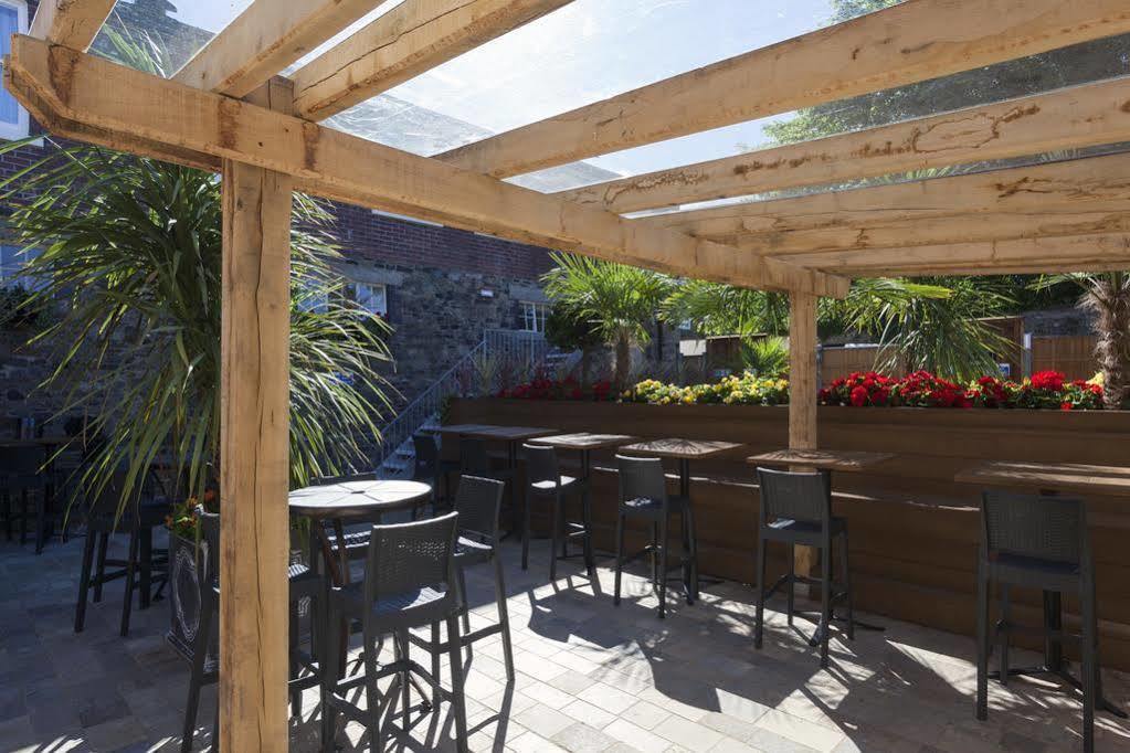 Hotel The White Hart Cullompton Exterior foto